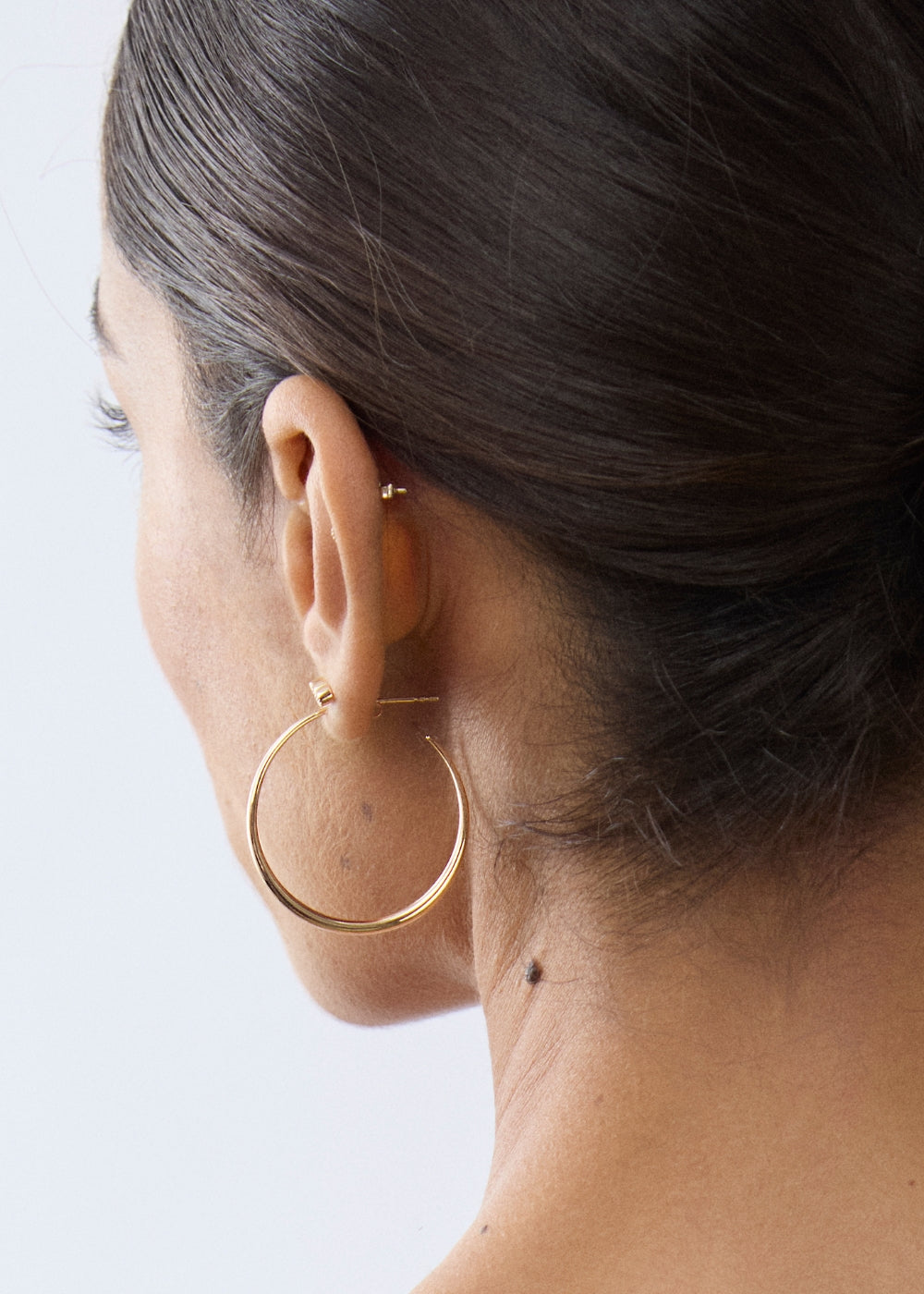 Signature Medium Hoop Earrings
