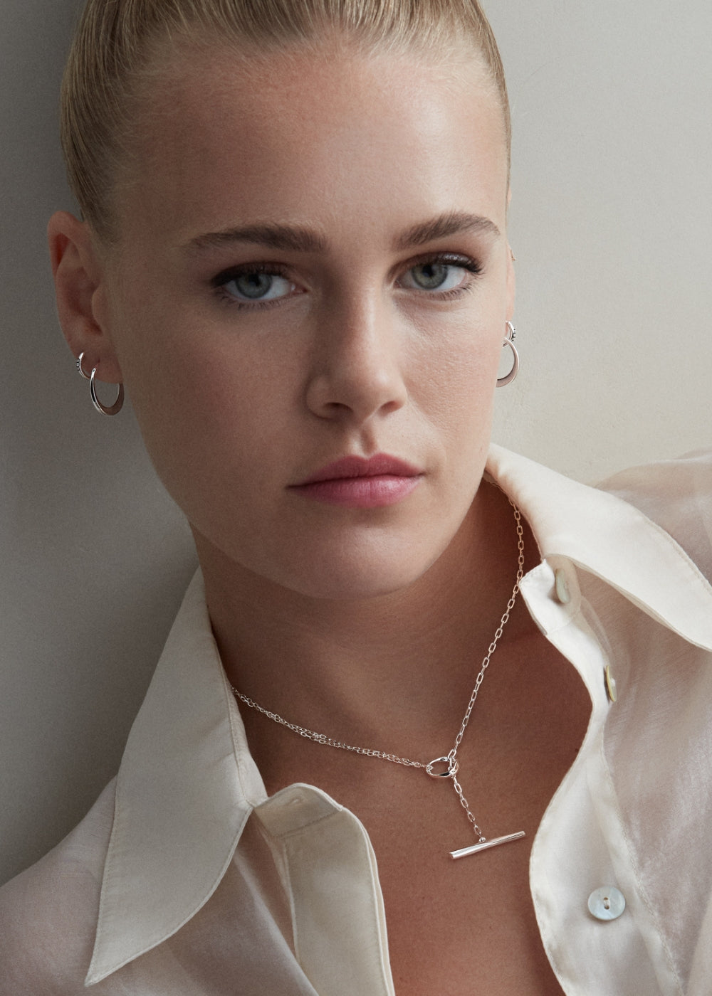 Thalassa Small T-Bar Lariat Necklace