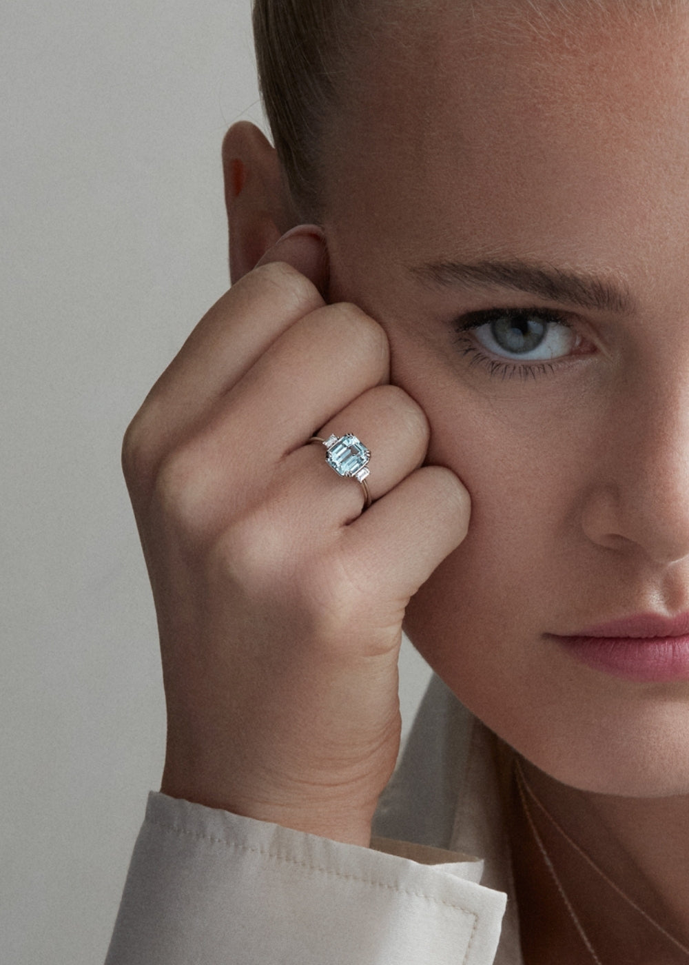 Mae West Aquamarine & Diamond Ring