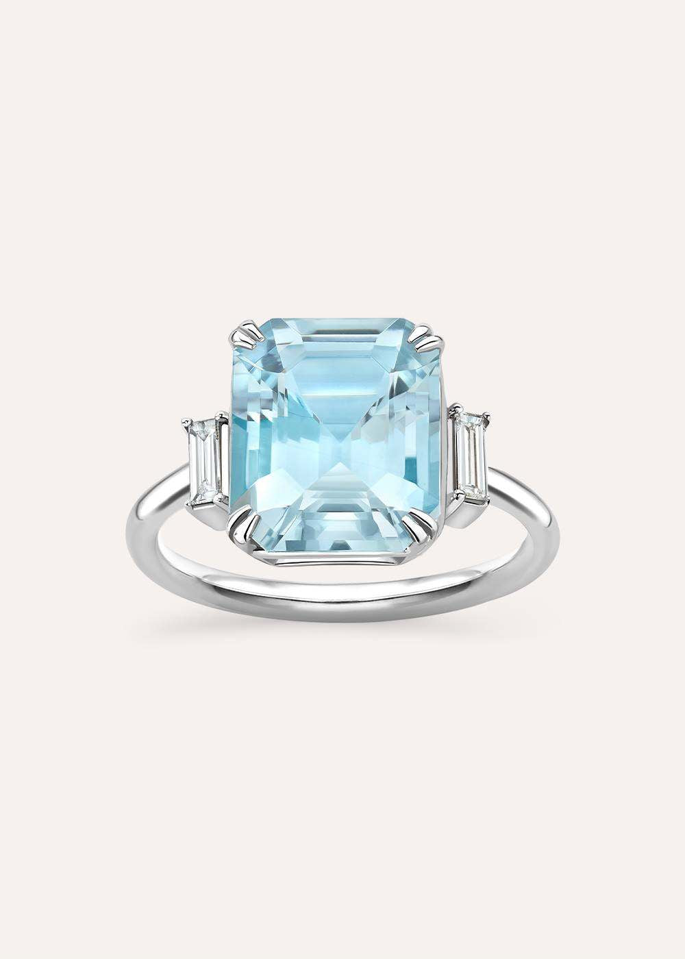 Mae West Aquamarine & Diamond Ring