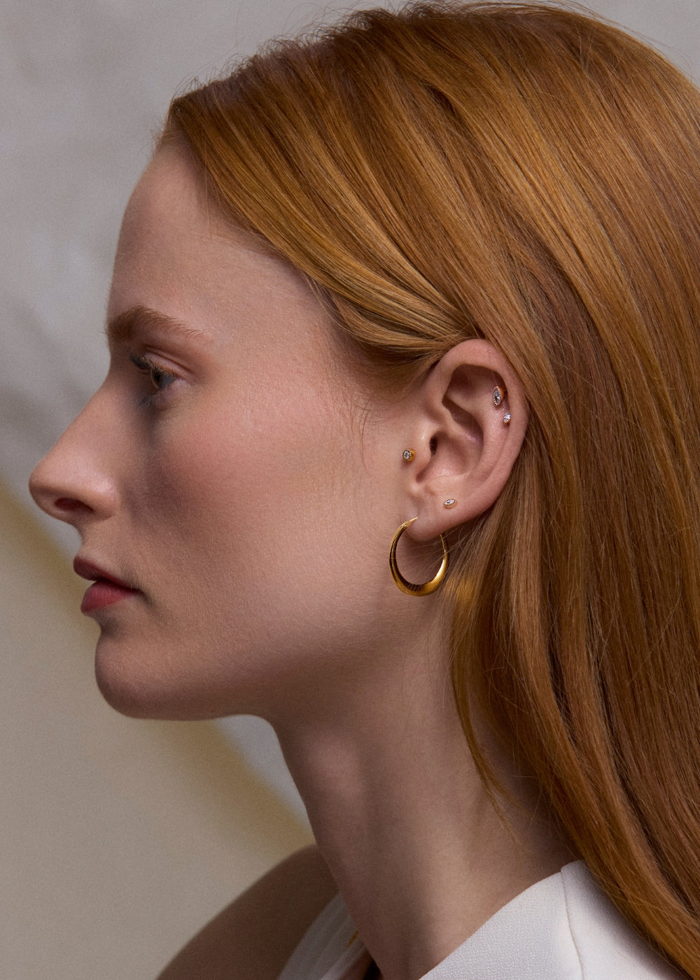 Signature Rhea Click Hoop Earrings