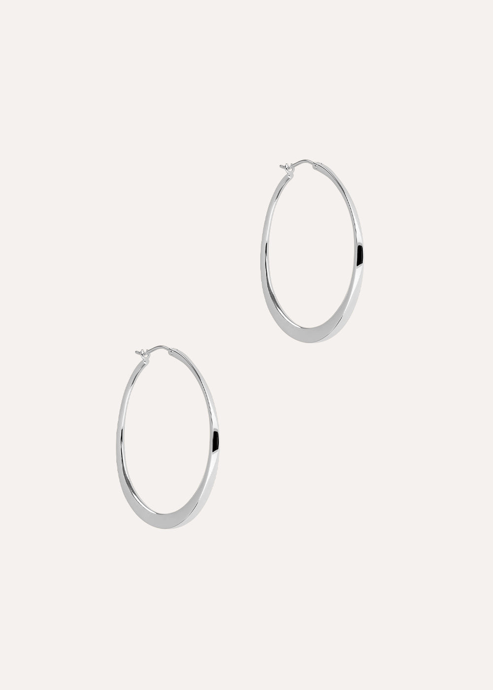 Signature Medium Tapering Click Hoop Earrings