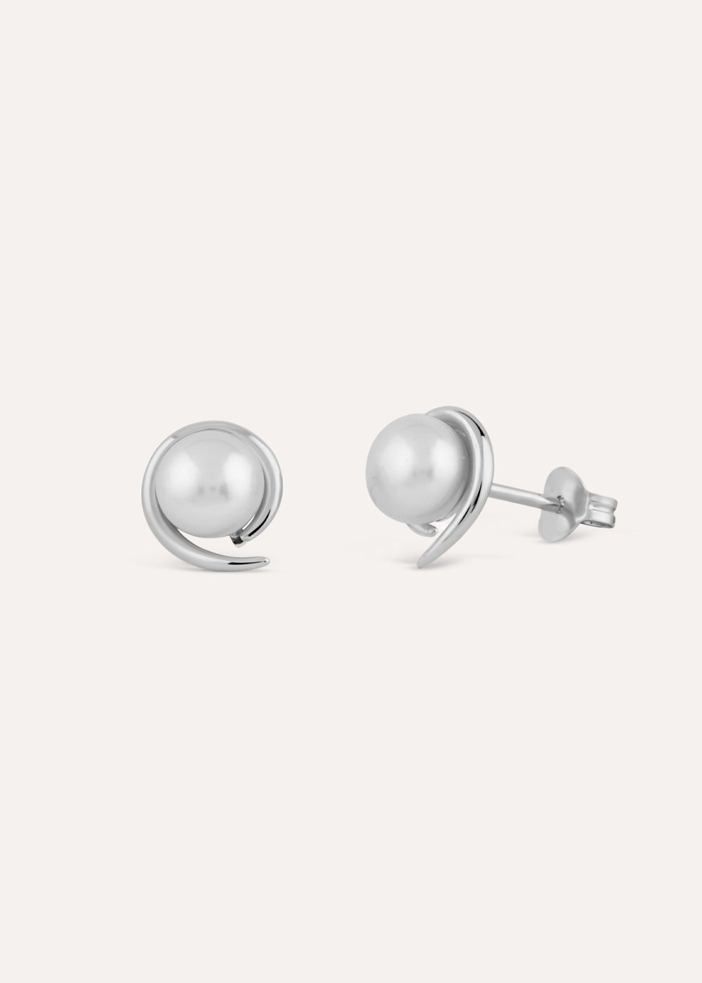 Toro Pearl Stud Earrings