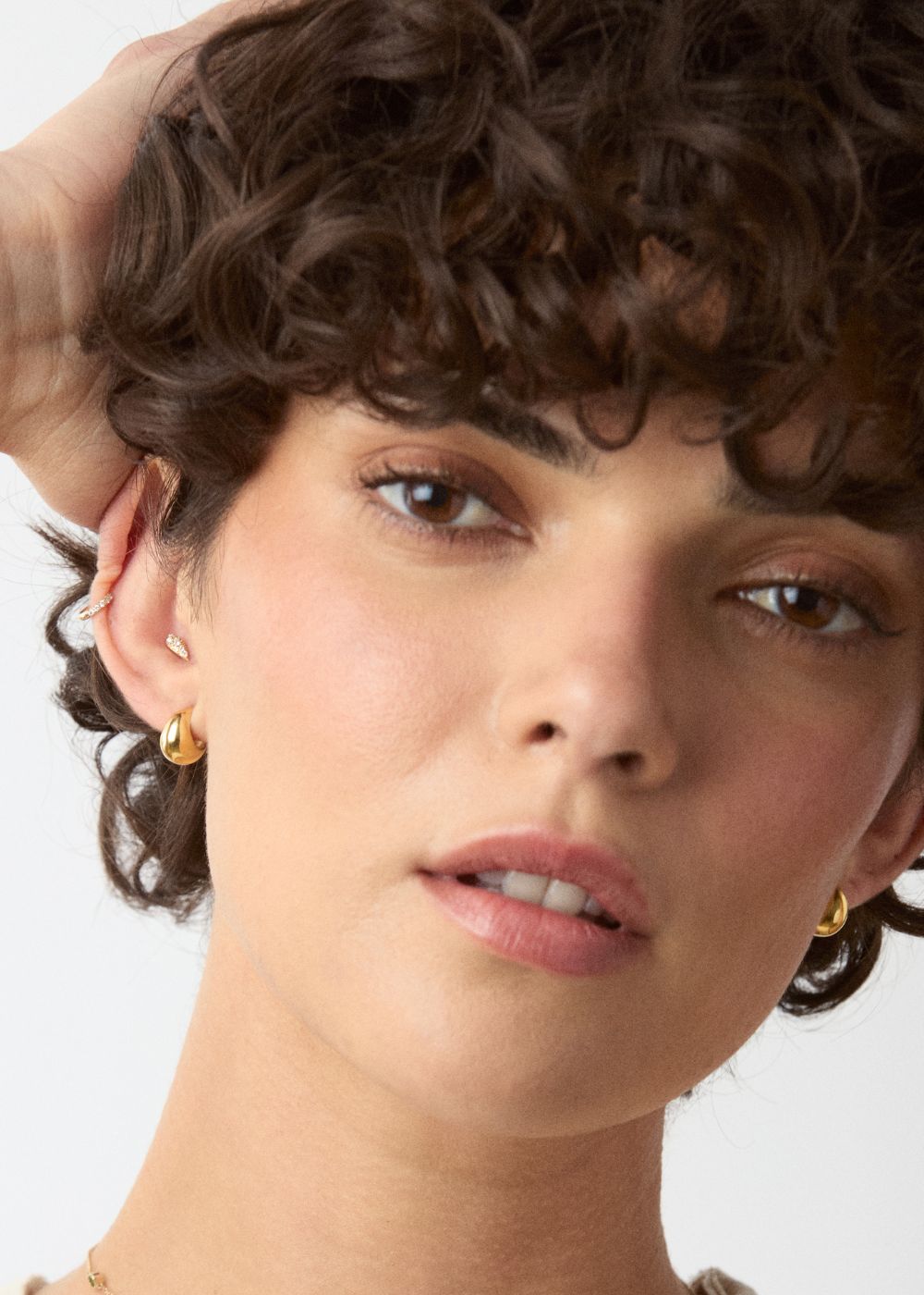 Scoop Mini Hoop Earrings