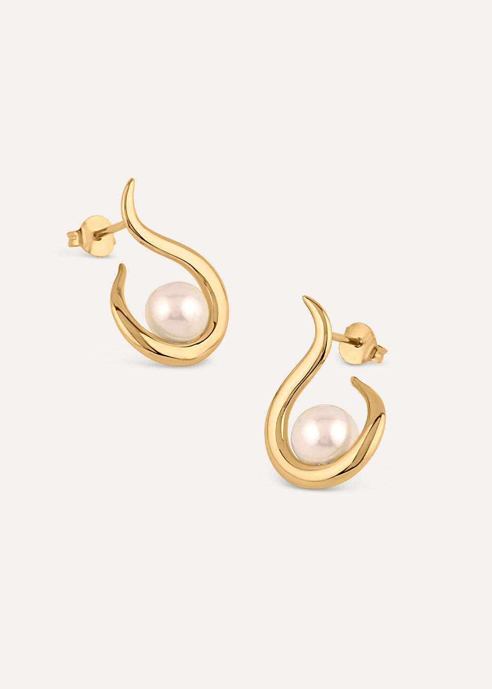 Toro Pearl Twist Stud Earrings