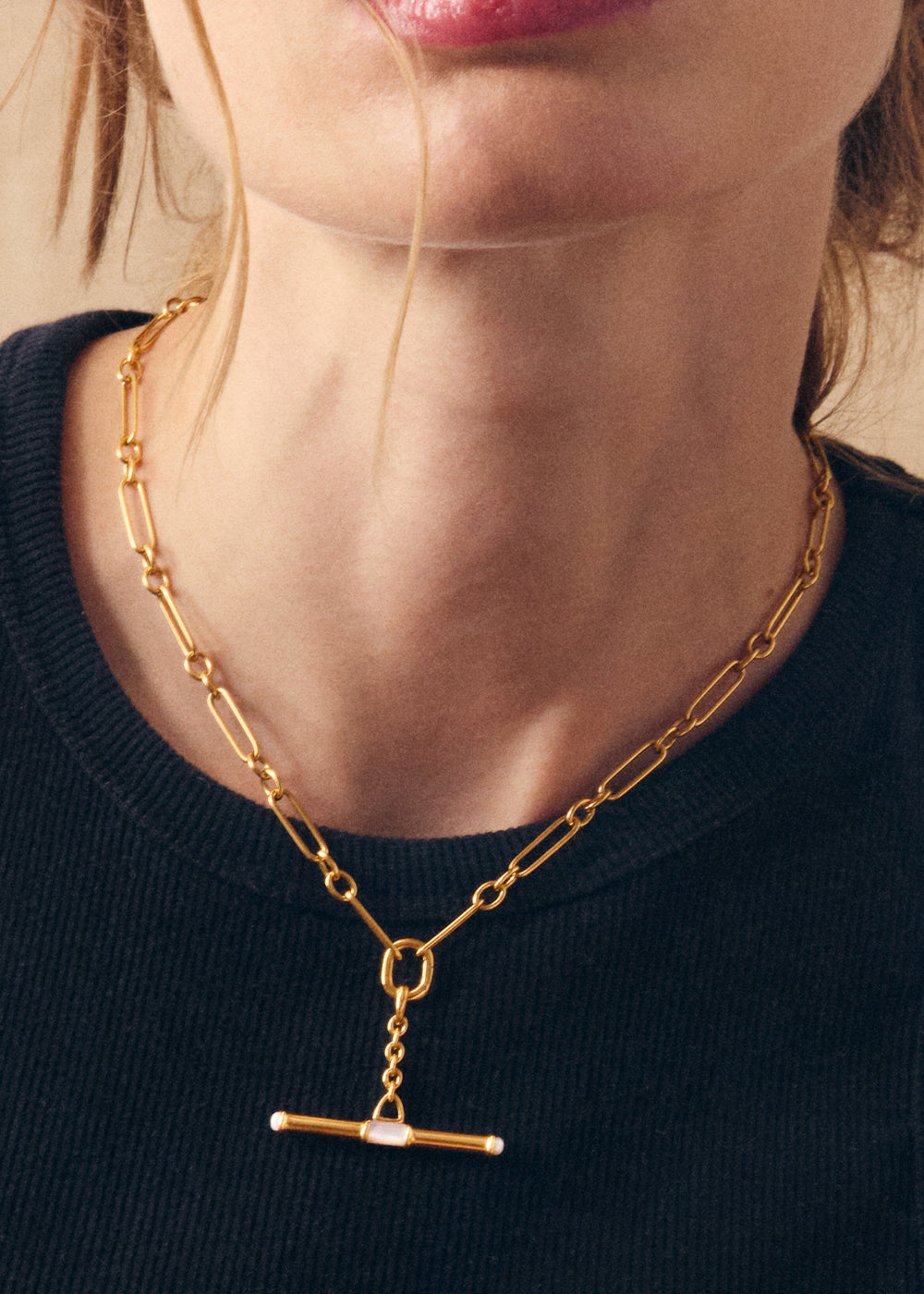 Mother of Pearl T-Bar Necklace