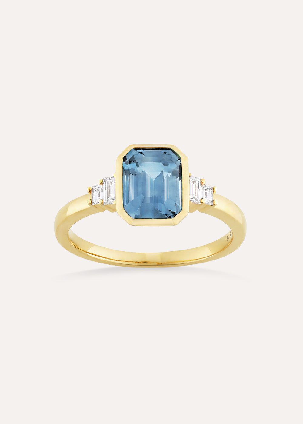Mila Cornflower Blue Sapphire & Diamond Ring