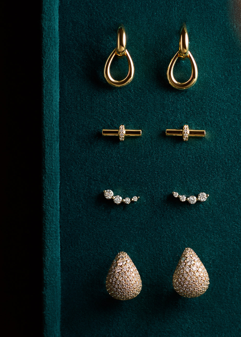 Scoop Large Pavé Lab-Grown Diamond Hoop Earrings