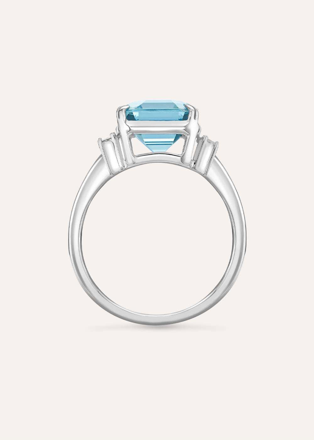 Mae West Aquamarine & Diamond Ring