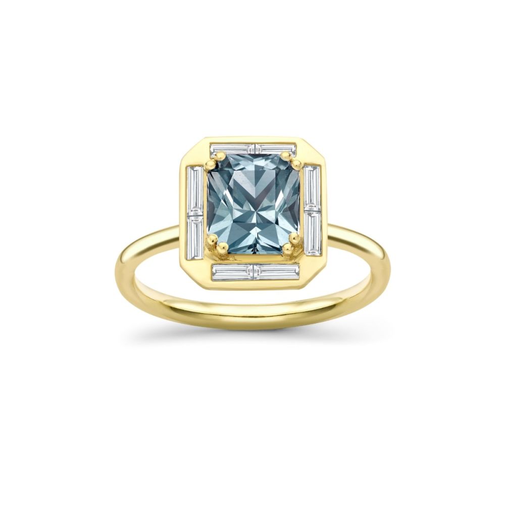 Heni Blue Sapphire & Diamond Ring