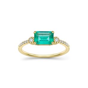 Betony Emerald Ring