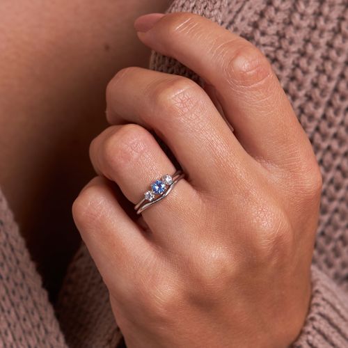 Light Curve Wedding Band